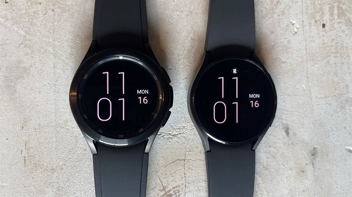 Watch4 (bên phải) và Watch4 Classic (bên trái)