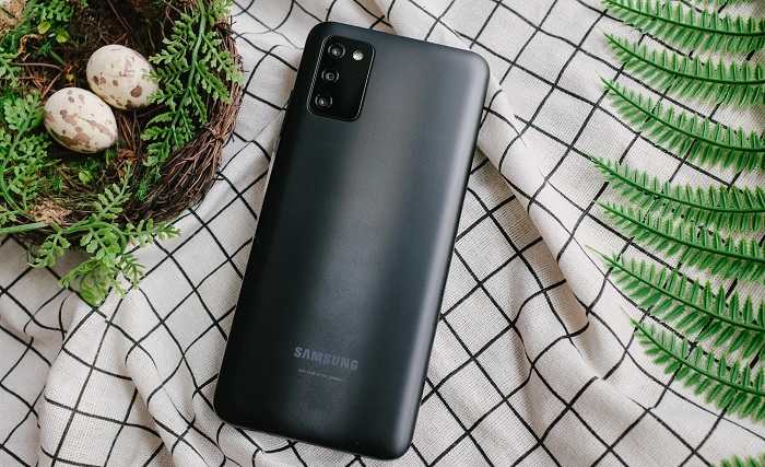 Mặt lưng của Galaxy A03s