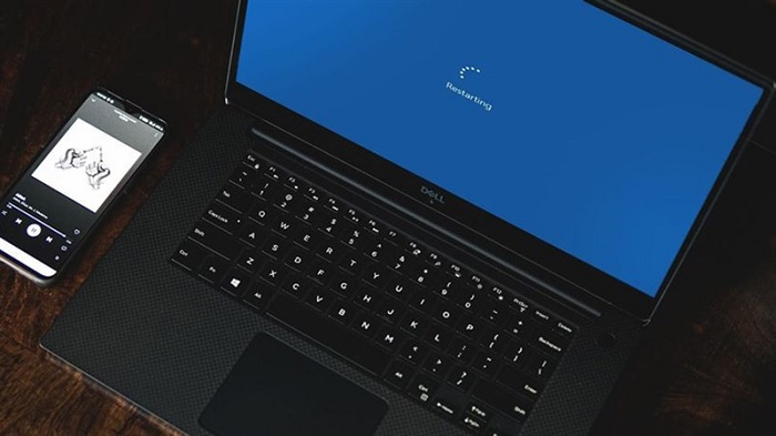 Khởi động lại máy tính