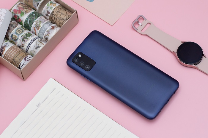 trải nghiệm Galaxy A03s