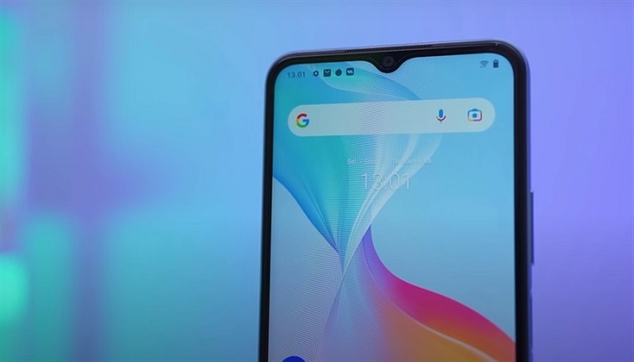 Camera selfie được đặt trong notch nhỏ hình giọt nước