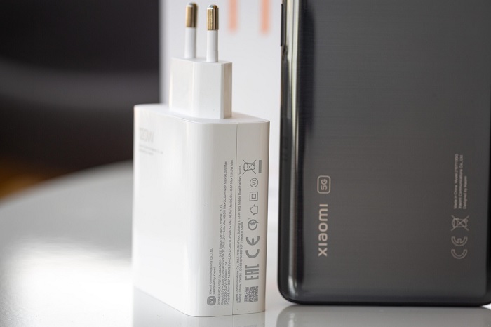 Củ sạc công suất 120W đi kèm Xiaomi 11T Pro