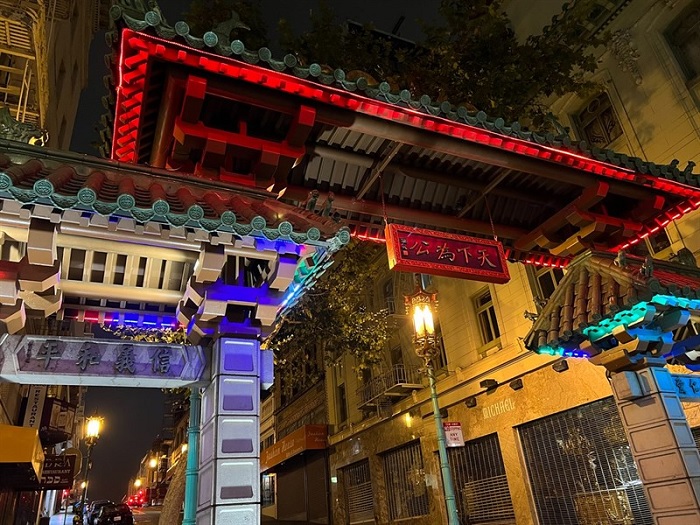 Ảnh chụp trong điều kiện thiếu sáng từ iPhone 13 Pro Max