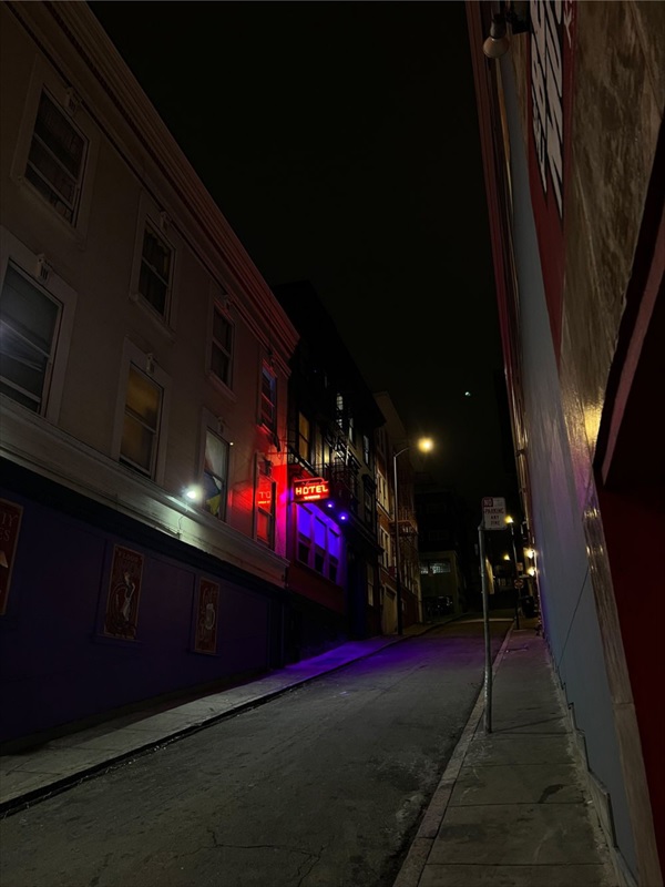 Bật chế độ chụp đêm trên iPhone 13 Pro Max