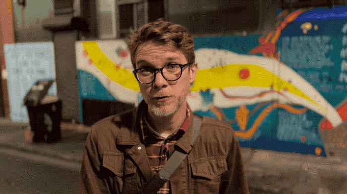 Quay video chế độ Cinematic Mode ở điều kiện thiếu sáng xuất hiện những vết cắt kỳ quặc