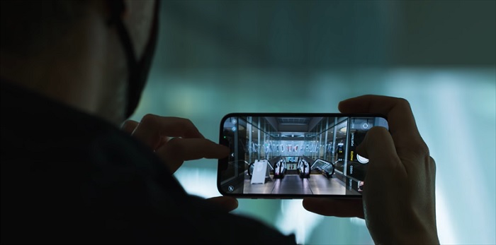 Tùy chỉnh tông màu trước khi chụp ảnh trên iPhone 13