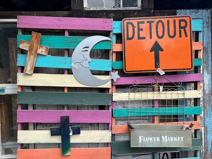 Ảnh chụp từ iPhone 13 Pro màu sắc tự nhiên, cân bằng tốt, chiều sâu ảnh tốt và độ tương phản rõ ràng hơn…