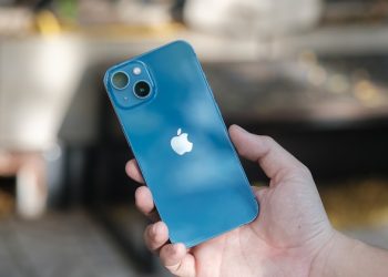 Đánh giá pin iPhone 13