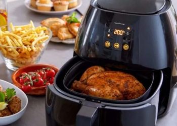 làm gà nướng bằng nồi chiên không dầu
