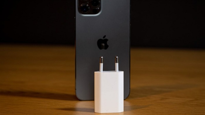 Nên mua củ sạc nào cho iPhone?