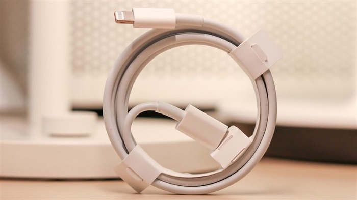 Nên mua dây sạc nhanh cho iPhone
