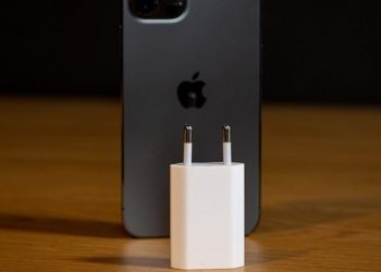 nên mua củ sạc nào cho iPhone