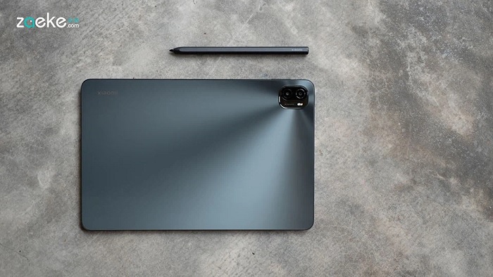 Thời lượng pin của hai máy không có sự khác biệt