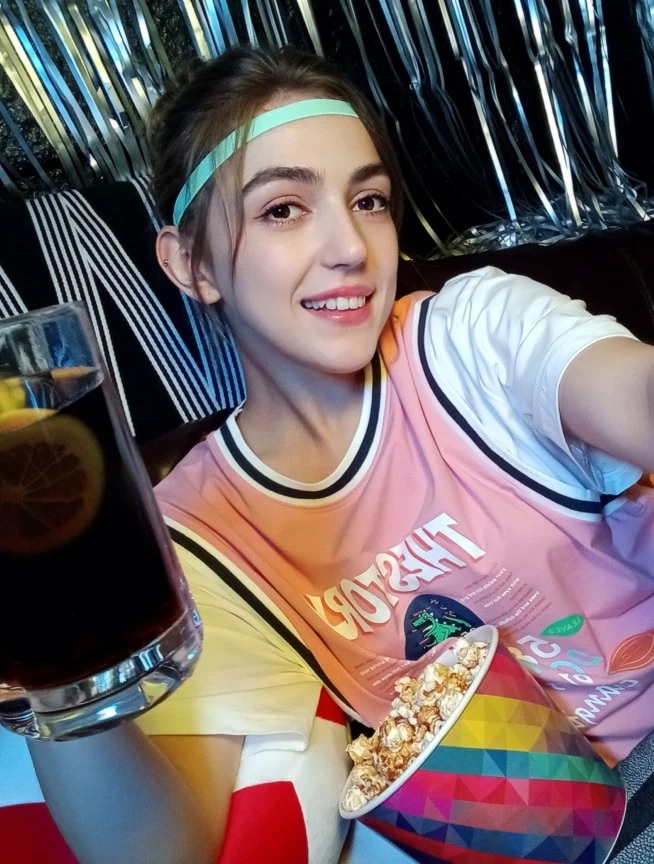 Ảnh chụp selfie từ Vivo Y21