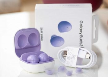 tính năng nổi bật trên Galaxy Buds2
