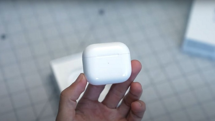 Hộp đựng cao cấp nắp mở AirPods 3