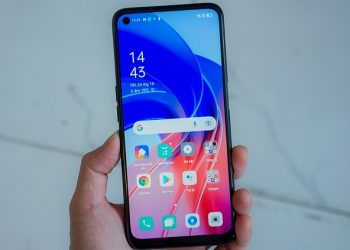 Trên tay OPPO A55: Smartphone giá chưa đến 5 triệu đồng đẹp ngất ngây lại chống nước, pin trâu, camera khủng 50MP