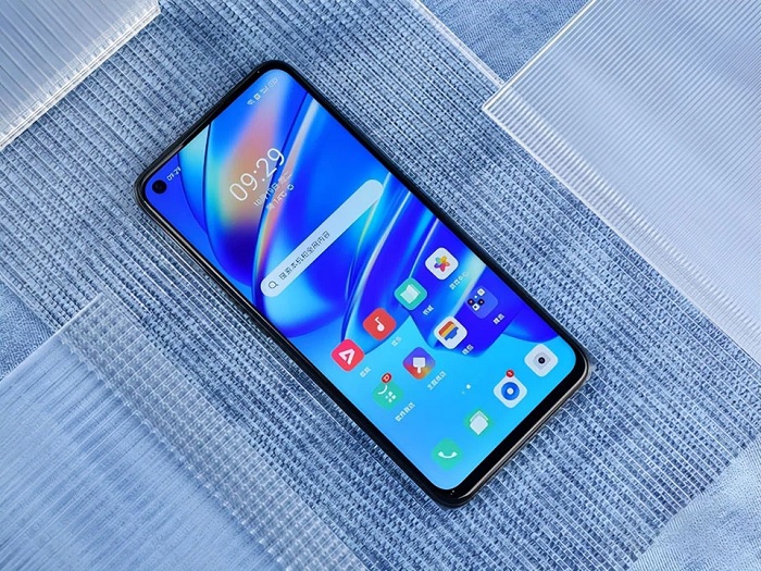 Mặt trước của OPPO K9s
