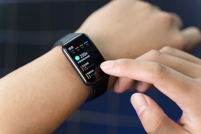 OPPO Watch Free có trên 100 chế độ tập luyện