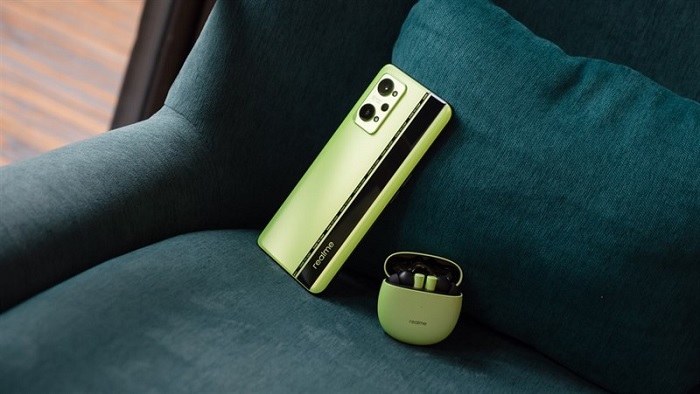 Tốc độ lấy mẫu cảm ứng 600Hz giúp tốc độ nhận cảm ứng trên máy nhanh hơn