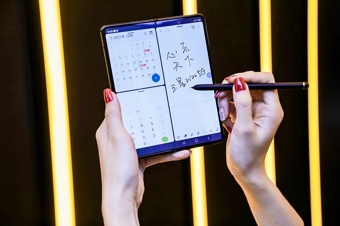 Trải nghiệm bút S Pen trên Samsung W22