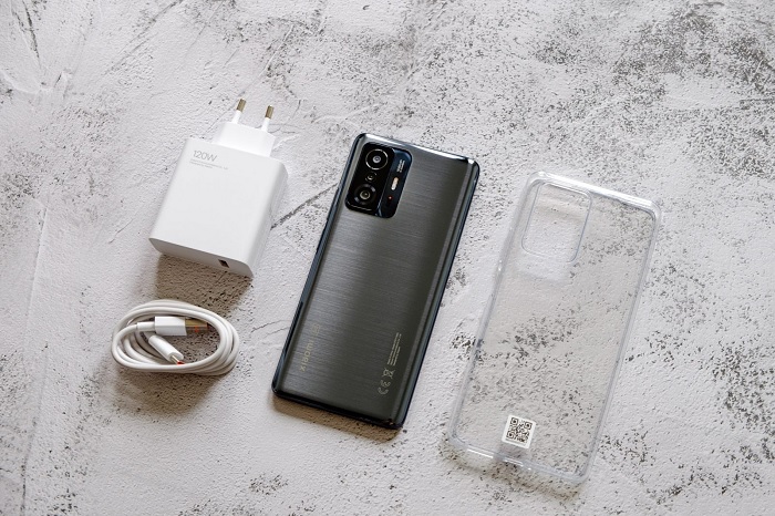 Các phụ kiện đi kèm máy