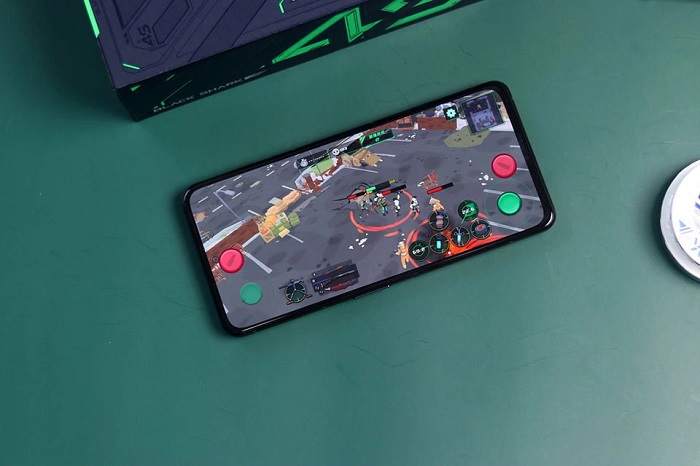 Màn hình Black Shark 4S chơi game cực đã