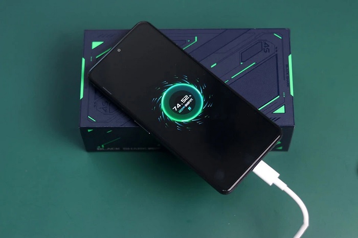 Black Shark 4S hỗ trợ 5G, 2 sim, wifi 6 băng tần kép, Bluetooth 5.2, NFC, cảm biến vân tay cạnh bên, jack tai nghe 3.5mm và cảm biến GNSS