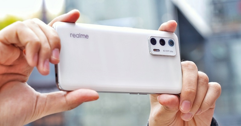 Trên tay realme GT Neo2T