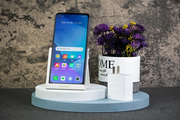 trên tay realme Q3s