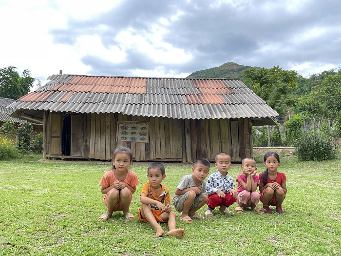 Đây là hiện trạng tại điểm trường Bản Mòn (xã Nậm Ty, Sơn La). Với sự hỗ trợ từ OPPO, trường sẽ sớm được xây dựng lại để các em có một ngôi trường khang trang hơn vào cuối năm nay
