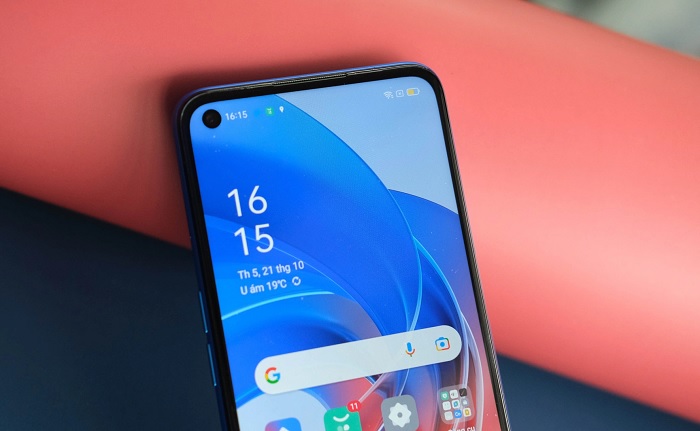 OPPO A55 có camera trước 16MP