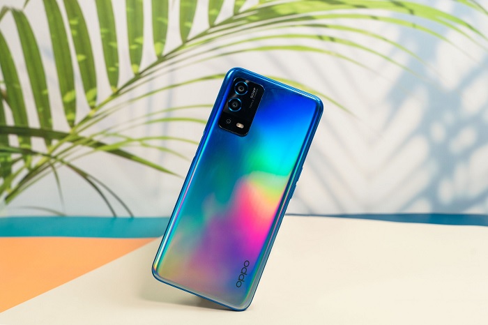 OPPO A55 được thiết kế mặt lưng 3D nổi bật