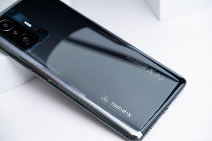 Sở hữu viên pin khủng và hỗ trợ sạc nhanh 67W, cho phép sạc đầy trong khoảng 40 phút