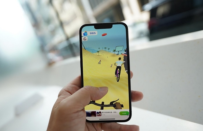 iPhone 13 Pro tụt pin nhanh với các tựa game đồ họa nặng