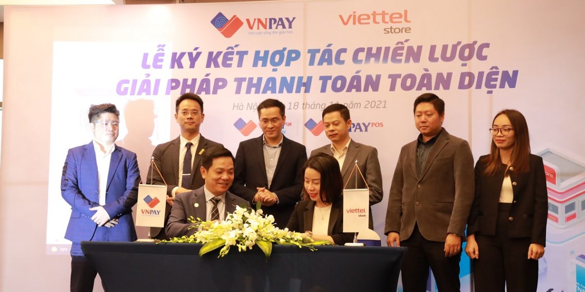 Viettel Store ký kết hợp tác chiến lược với VNPAY trong giải pháp thanh toán toàn diện VNPAY-POS
