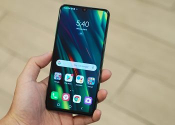 5 điện thoại màn hình AMOLED ấn tượng thời gian gần đây