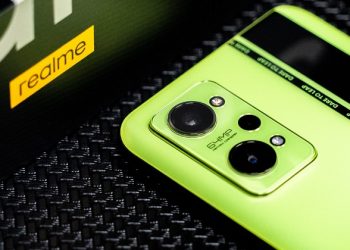 So sánh Realme GT Neo2 và Realme GT