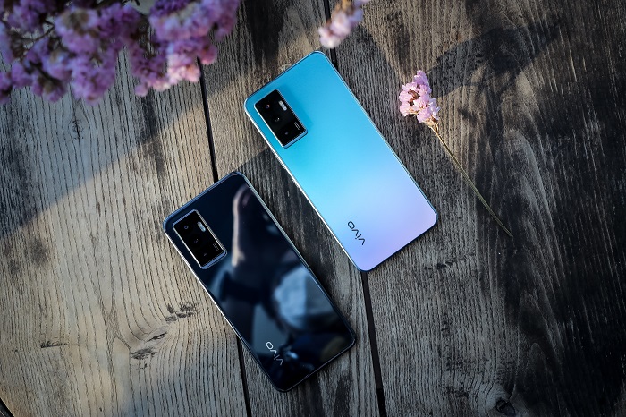 So sánh Vivo V23e 4G với Vivo V23e 5G