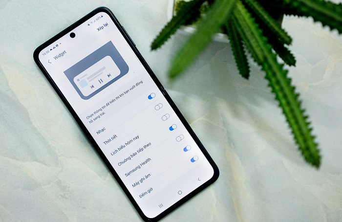 tính năng hấp dẫn trên Galaxy Z Flip3 5G