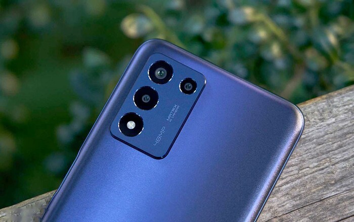 Cận cảnh camera của Realme Q3s