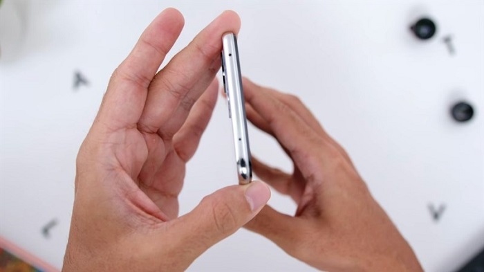 Trên tay Xiaomi 11 Lite 5G NE