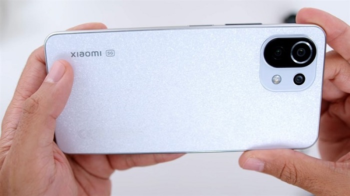 Trên tay Xiaomi 11 Lite 5G NE