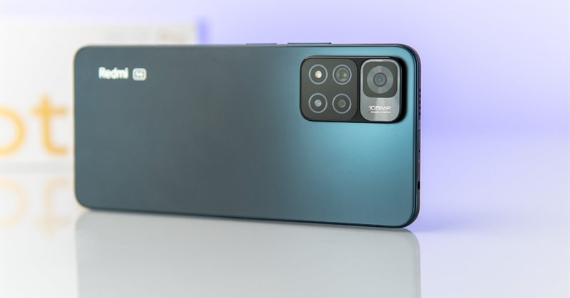 trên tay Xiaomi Redmi Note 11 Pro