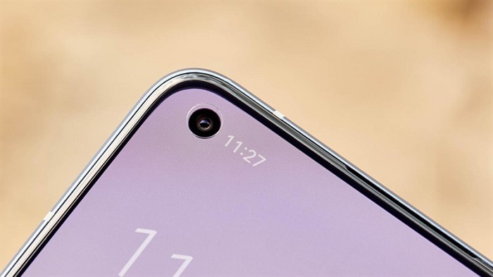 Cận cảnh camera selfie trên OPPO Reno7 Pro 5G