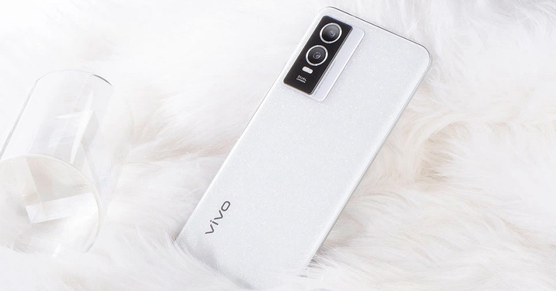 Trên tay Vivo Y76s