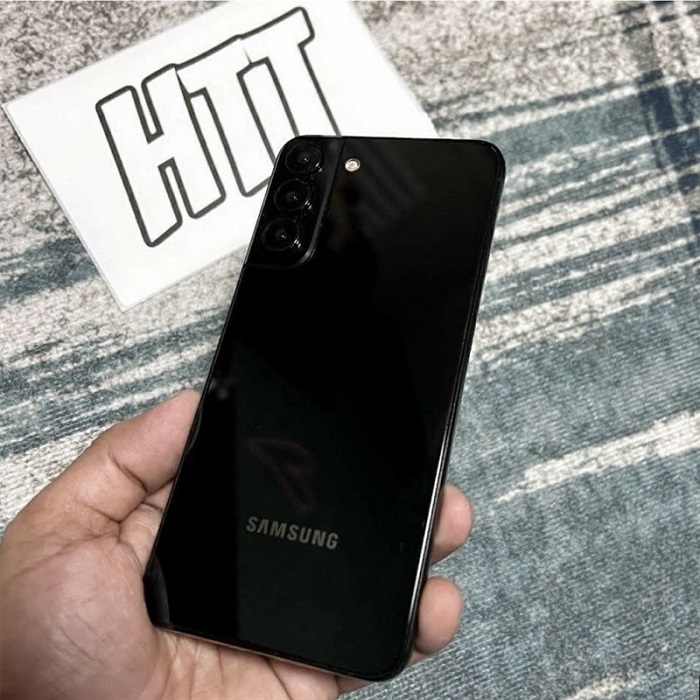 Ảnh chụp thực tế điện thoại Galaxy S22