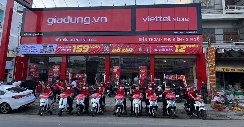 Mở bán siêu thị Viettel Store mới tại Hải Dương: Smartphone giảm đến 12 triệu, phụ kiện giá chỉ từ 29 ngàn, gia dụng giá từ 159 ngàn