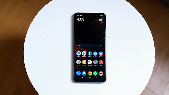 Hai máy có dung lượng pin như nhau