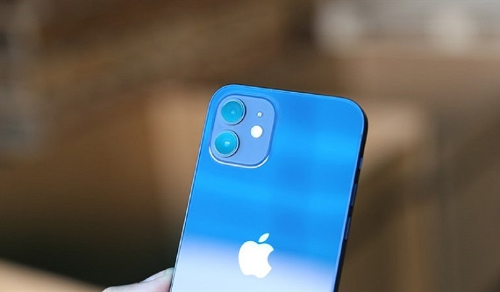 Camera trên iPhone 12